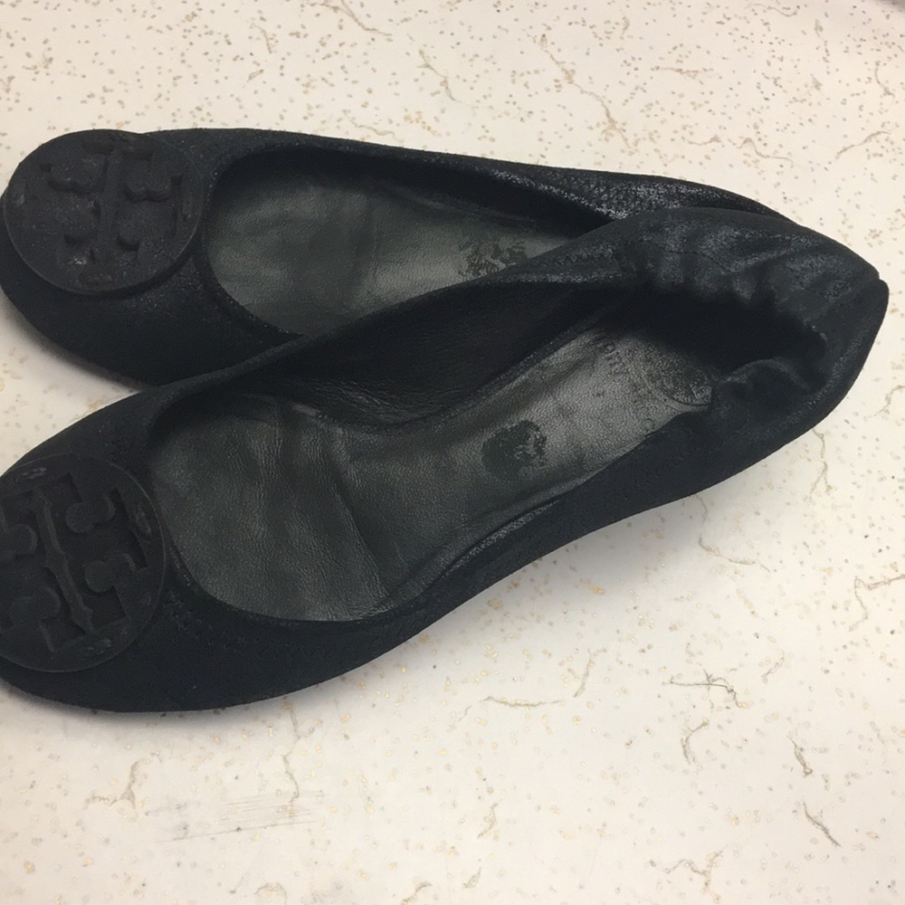 Tory Burch metallic blk reva flats.